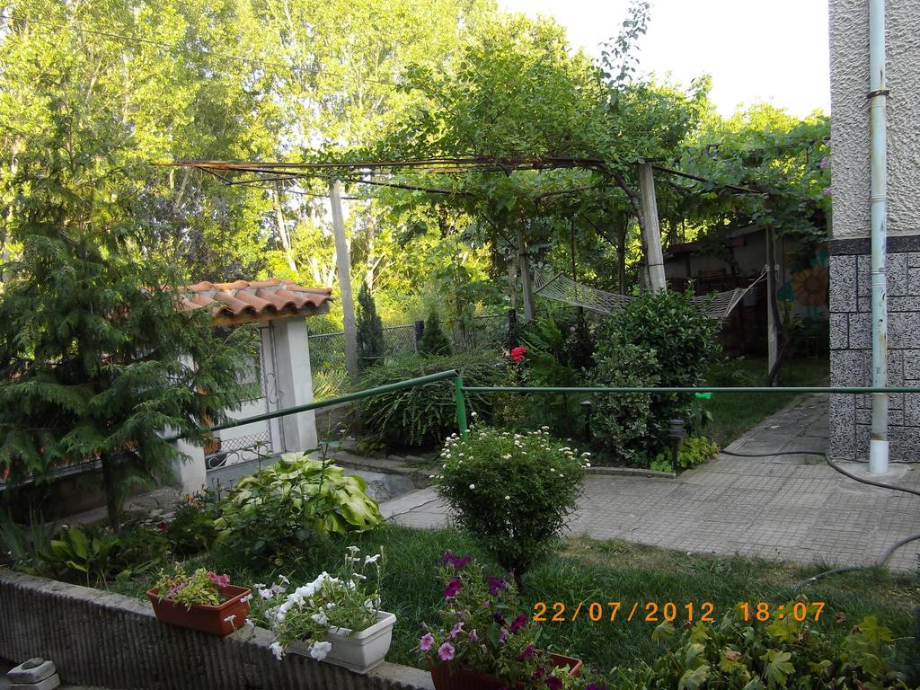 Sakutski House Hisarya Luaran gambar